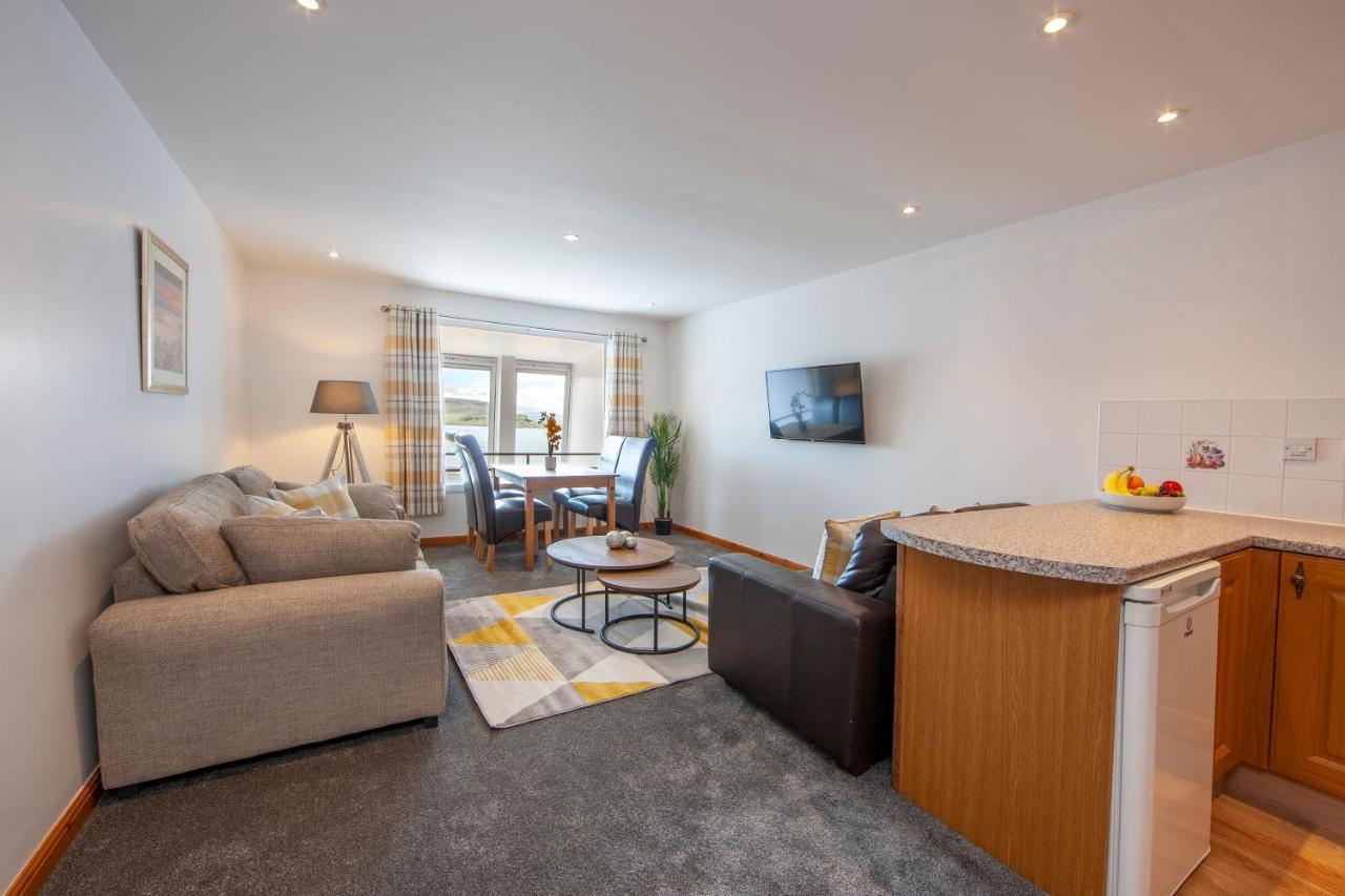 Esplanade Court Holiday Apartments 오반 외부 사진