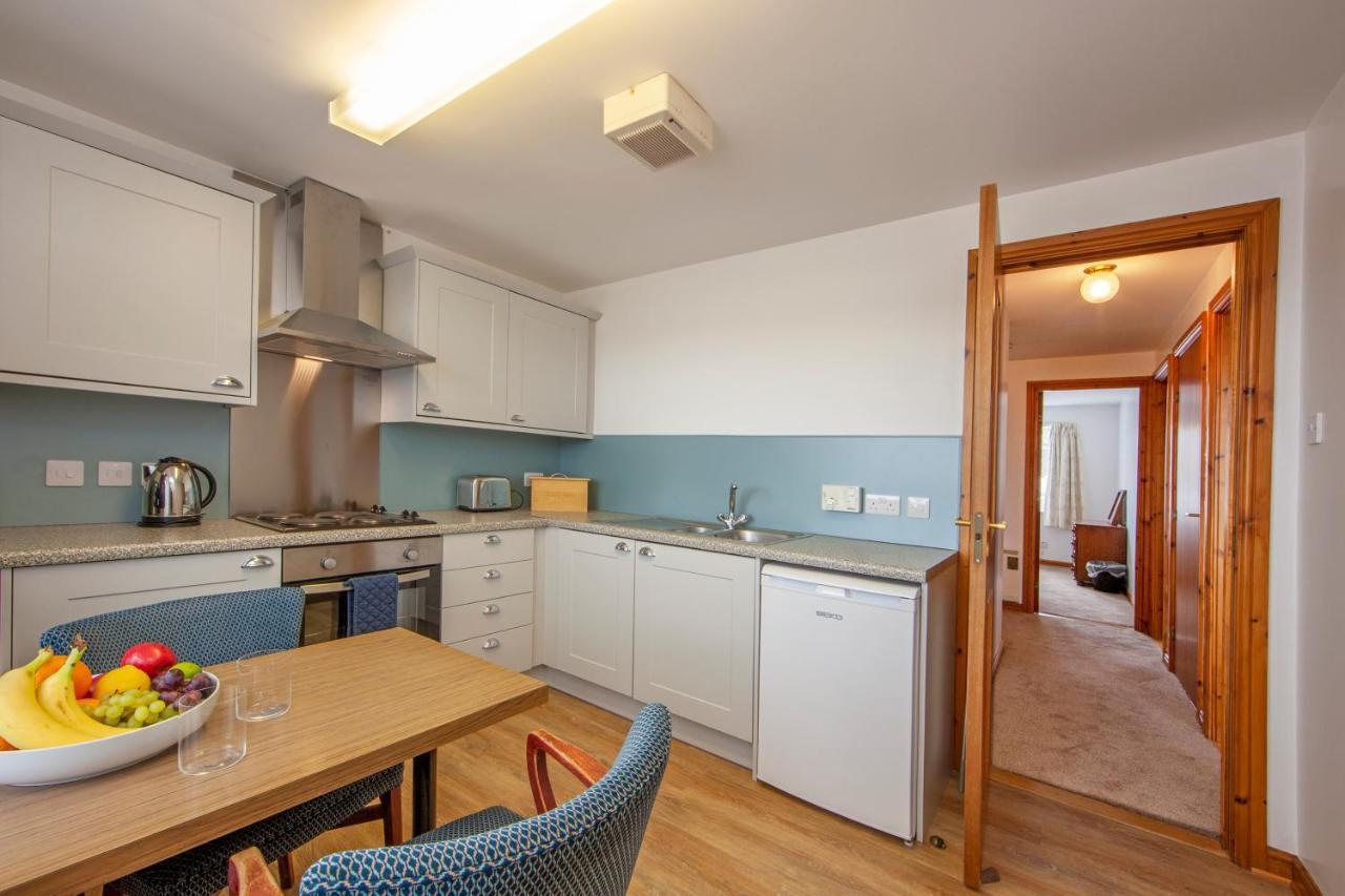 Esplanade Court Holiday Apartments 오반 외부 사진