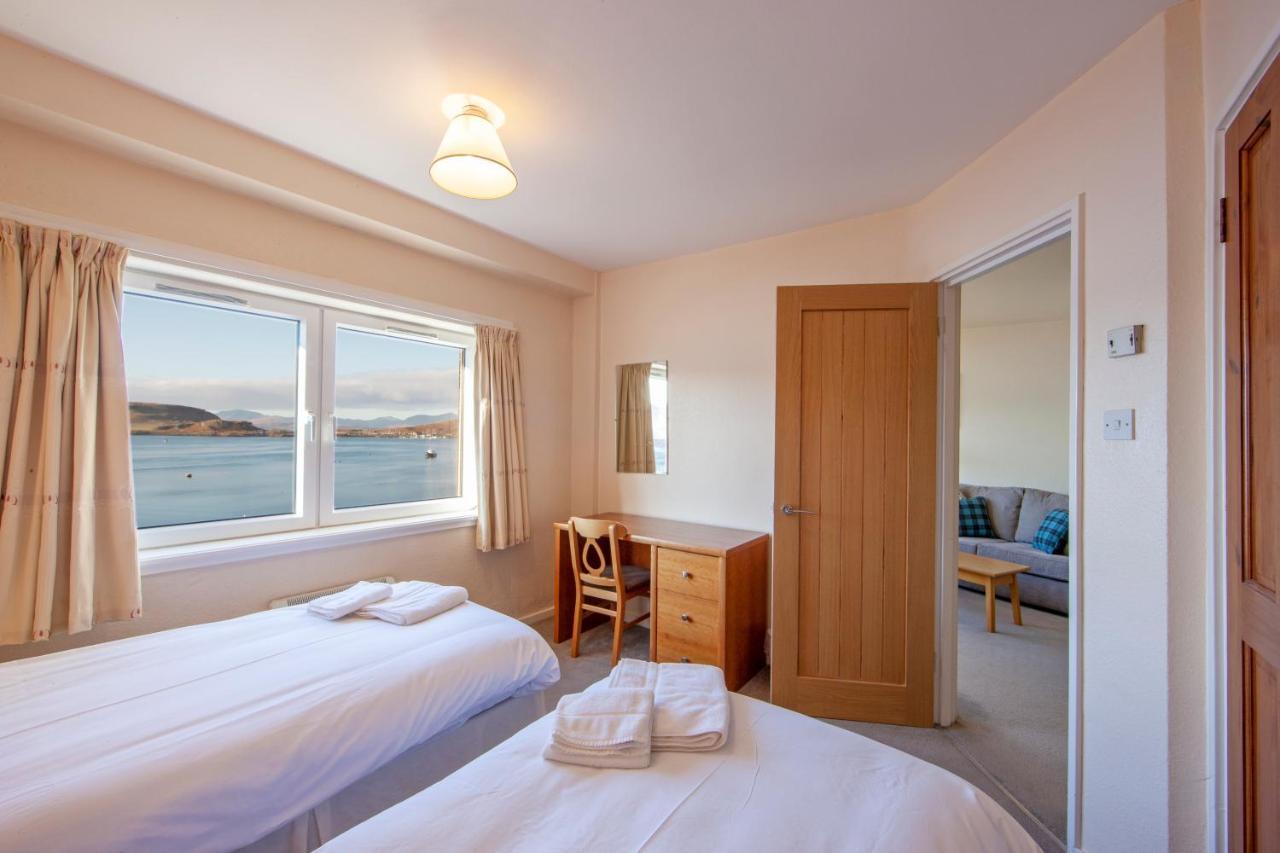 Esplanade Court Holiday Apartments 오반 외부 사진