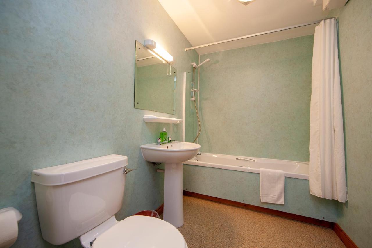 Esplanade Court Holiday Apartments 오반 외부 사진