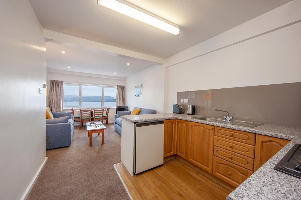 Esplanade Court Holiday Apartments 오반 외부 사진